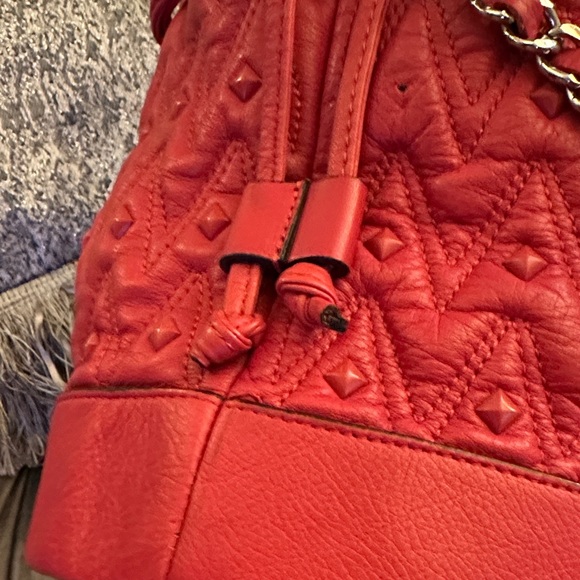 Valentino Red Quilted Drawstring Bucket Bag with Chain Strap - Picture 6 of 8